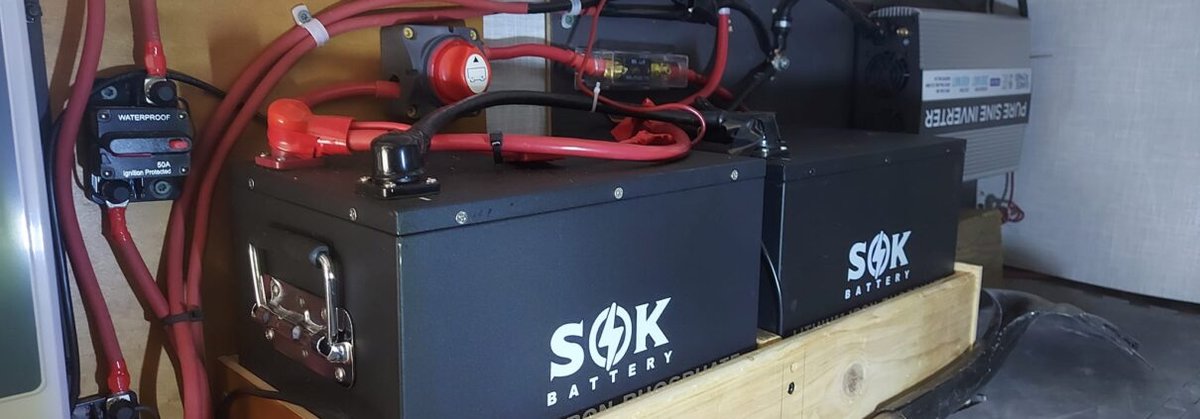 Quiet Portable Power Alternatives Like Solar And Battery For Homes